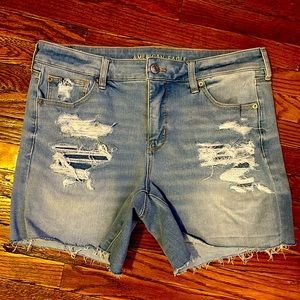 AE The Dream Midi Short